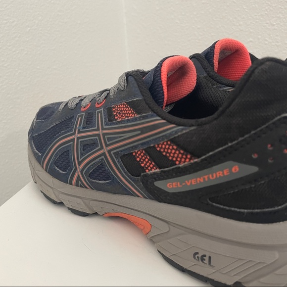 ASICS Women's Gel-Venture 6 MX Trail Running Shoe - Picture 6 of 9